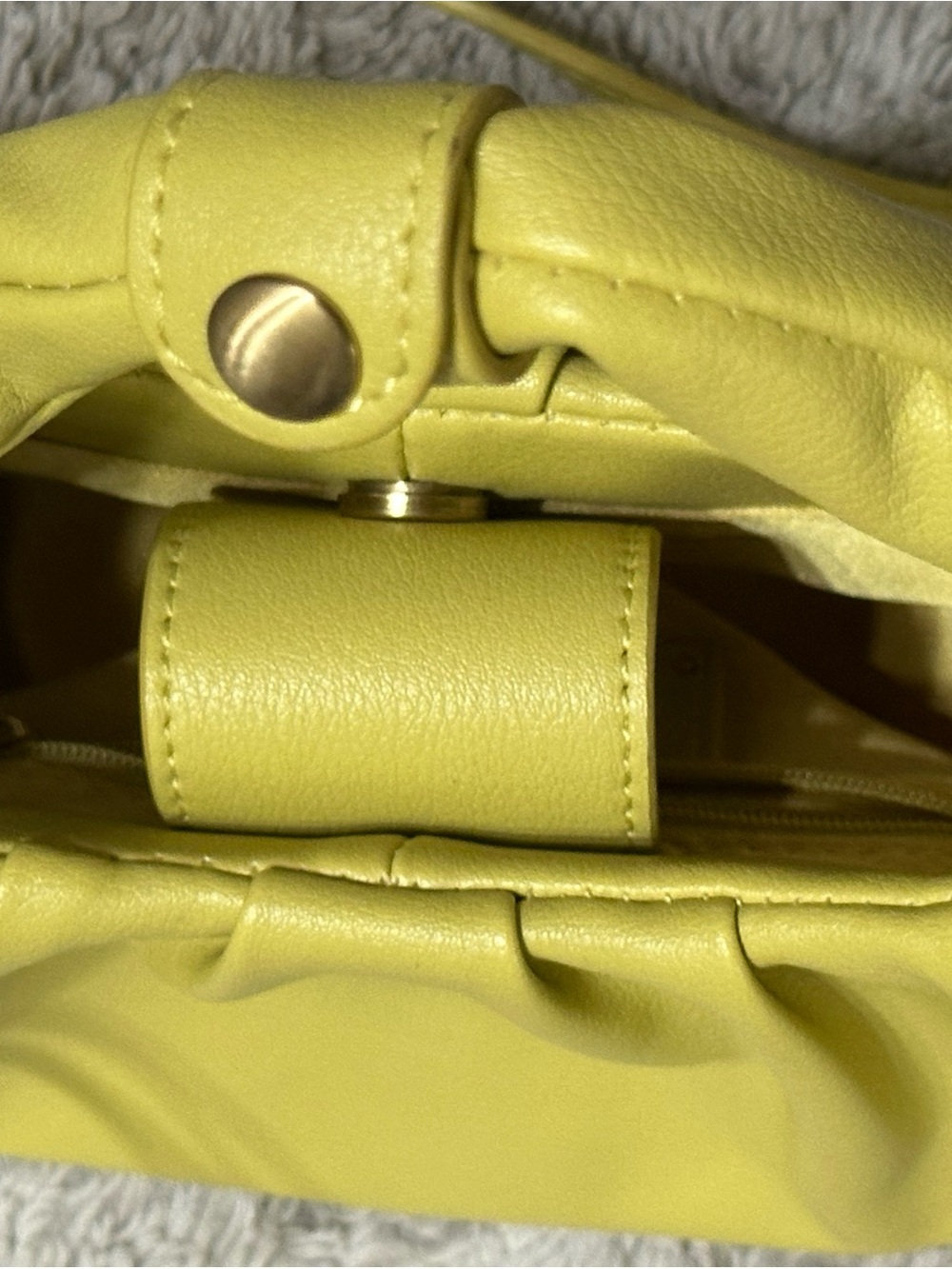 Unbranded Yellow Mini Shoulder Bag with Detachable Strap - Picture 6 of 7